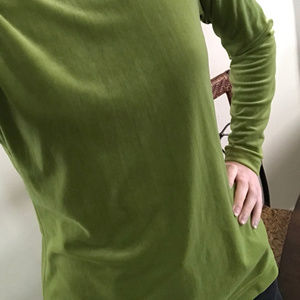 '70s green velvet long-sleeve turtleneck